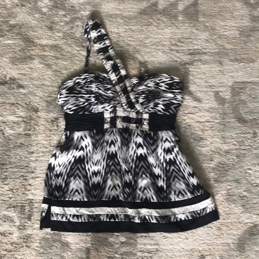 Bebe black and white shoulder strap blouse